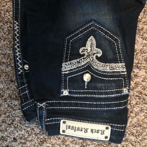 Buckle jeans. Rock revivals